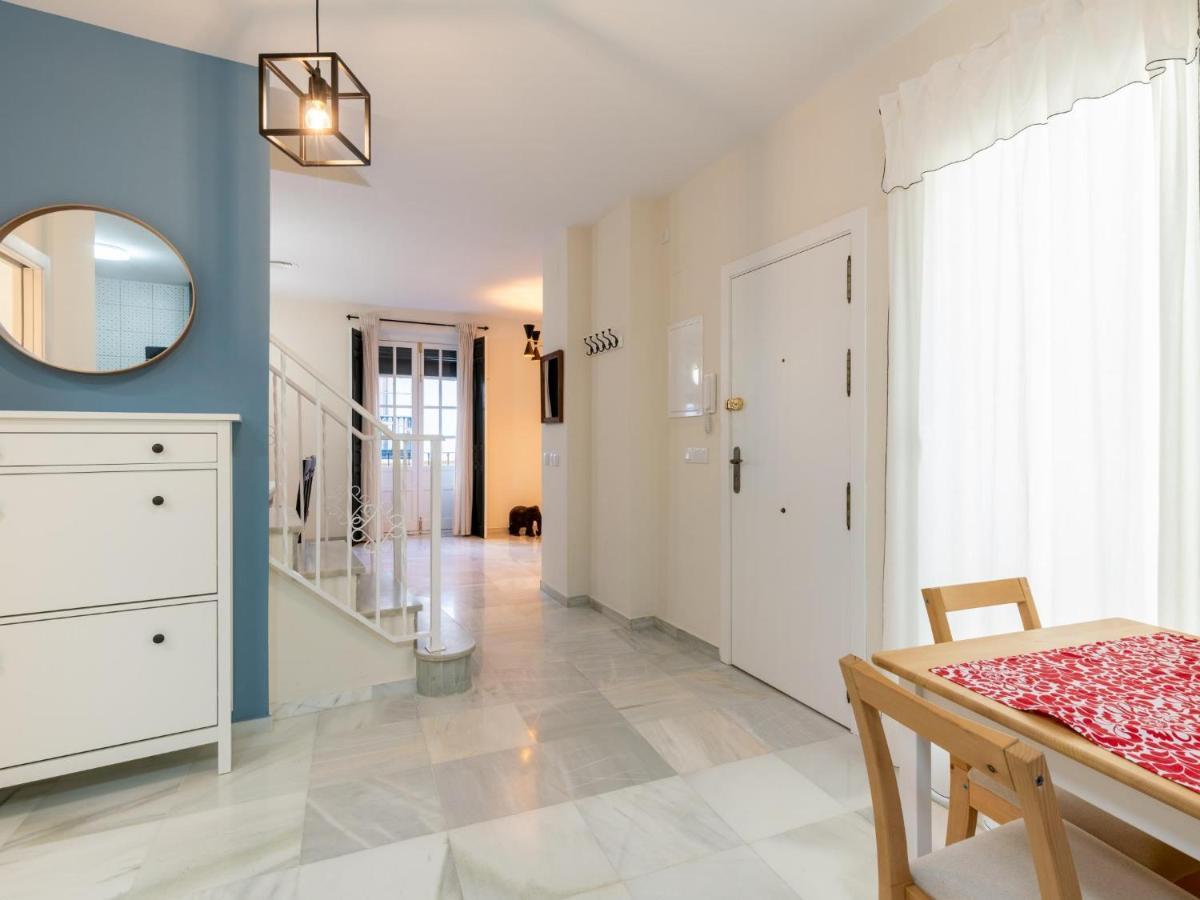 Holi-rent Penthouse Penuelas Appartamento *